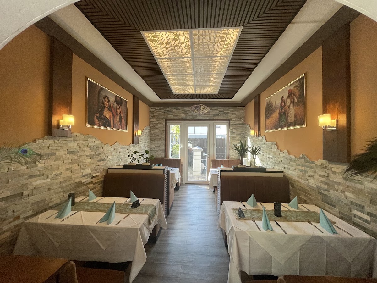Tandoori Palace